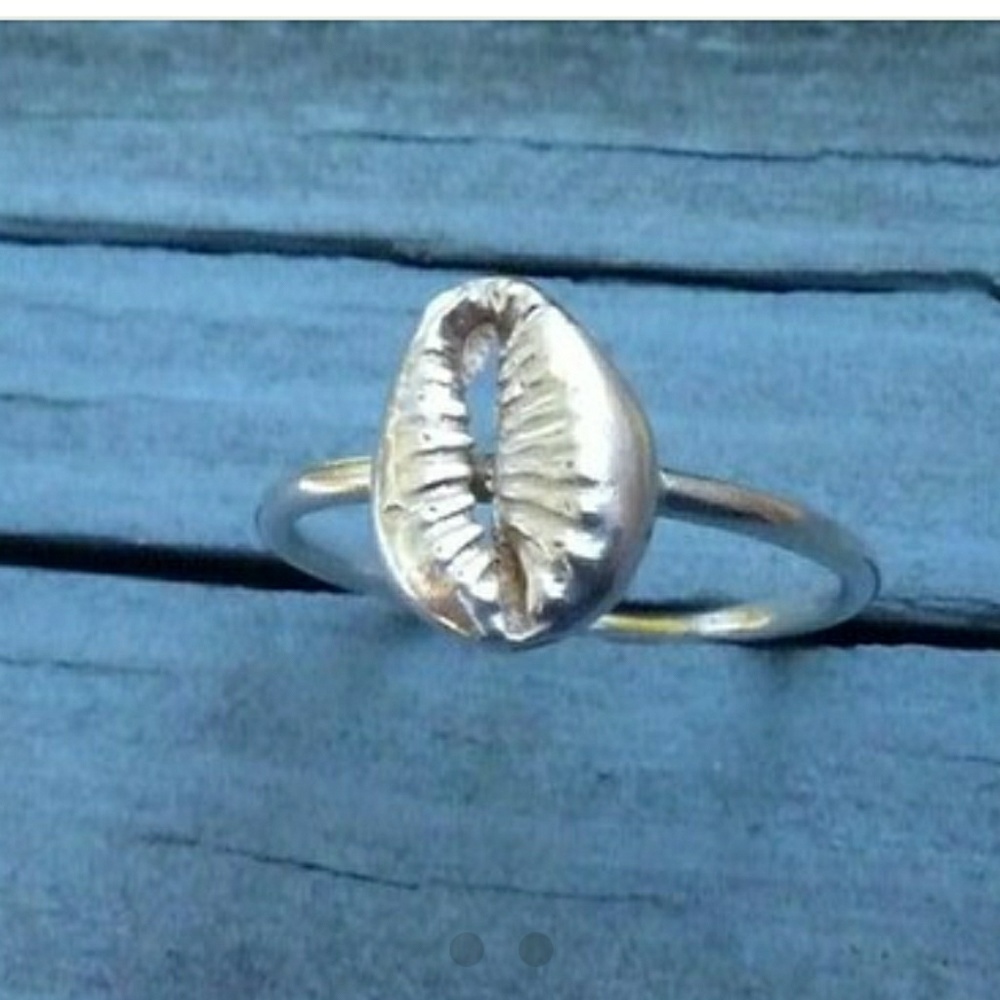 Sterling Silver Handcrafted Cowrie Shell Ring